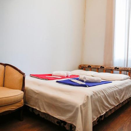 Apartment On Chubinashvili 30 Tbilisi Buitenkant foto